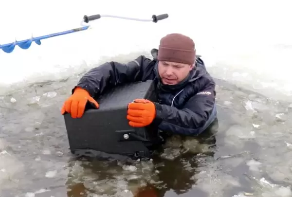 Рыболовный ящик Camping World Друг 30 л цвет серый
